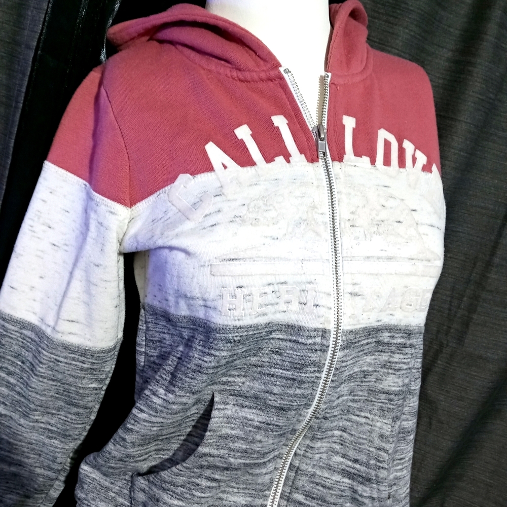 Cali zip up sweater